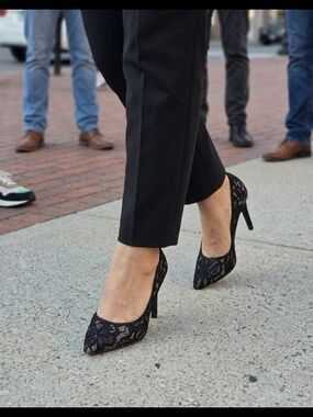 Rampage Black Lace Pointed Toe Stiletto Heels